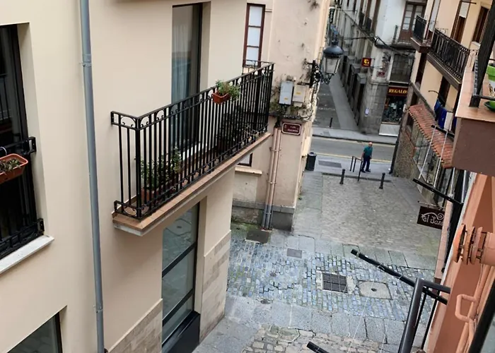 Rooms Laredo 拉雷多